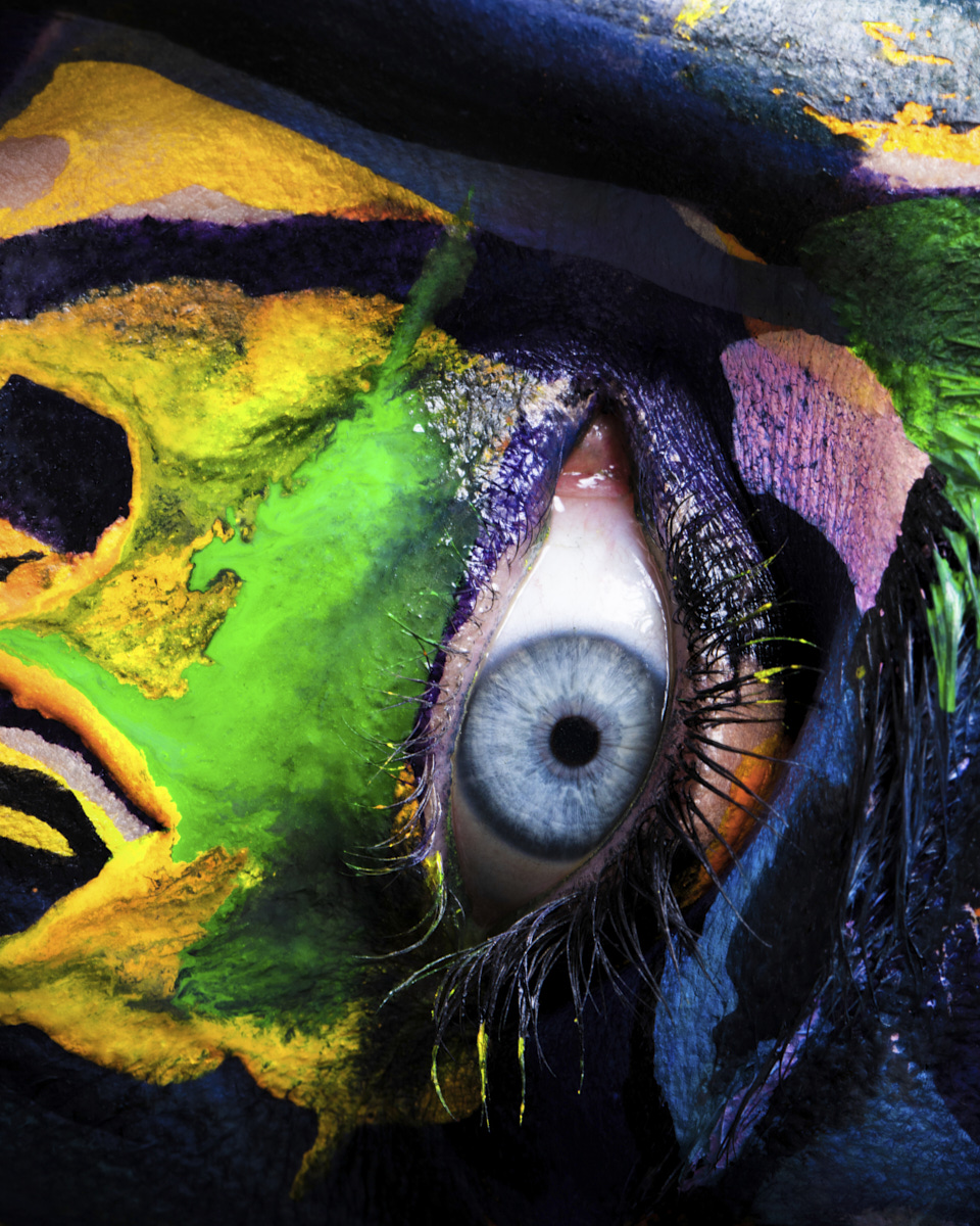 SimoneSimons_painted_34944_16_9_